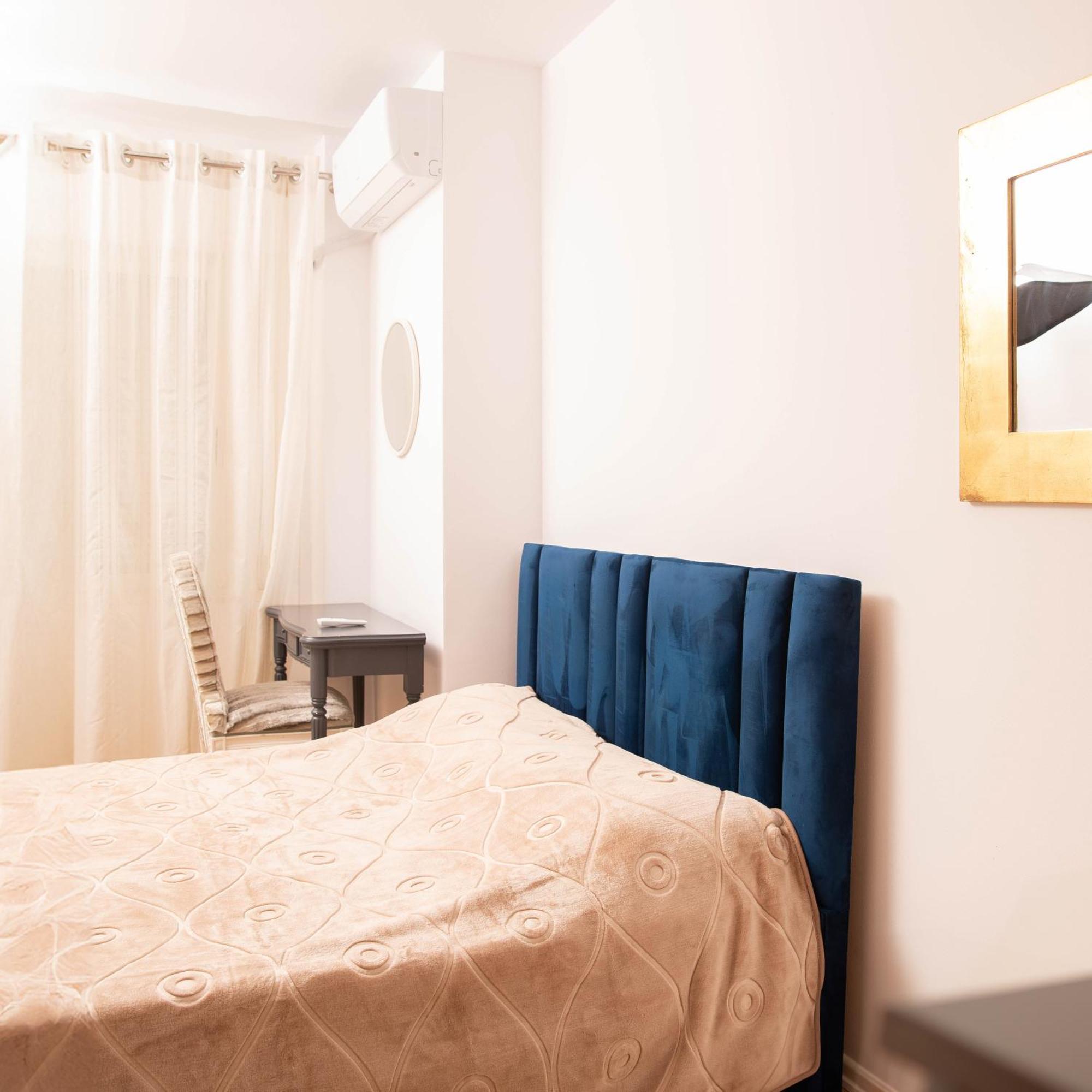 Suprem Apartment Tirana Esterno foto